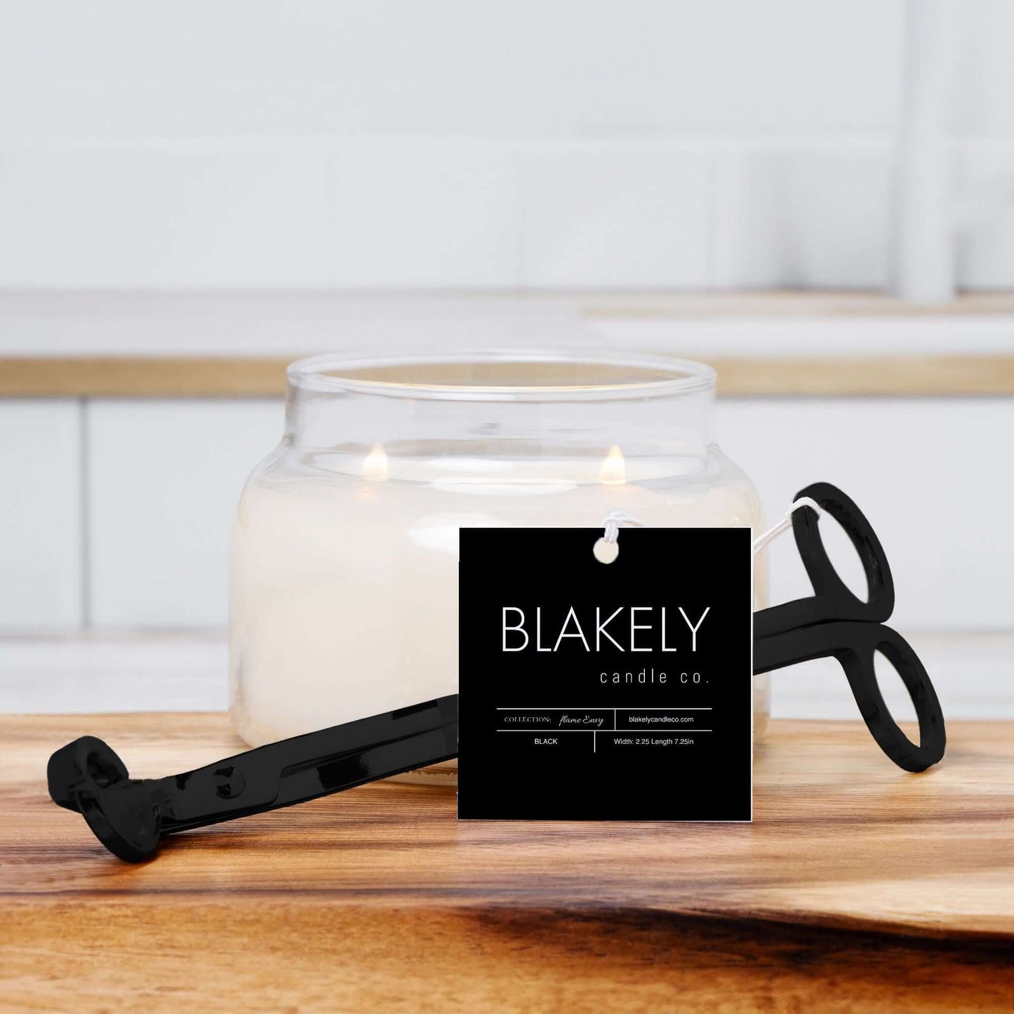 flame envy - black - Blakely Candle Co.